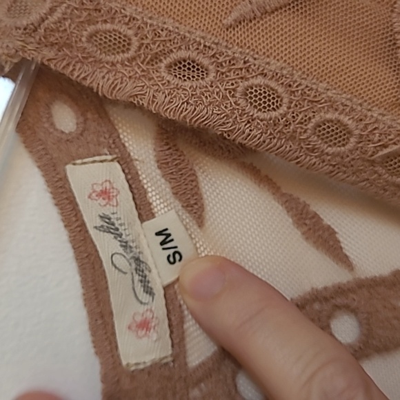 Magnolia Embroidered Maxi Dress - Picture 4 of 15